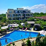 Black Sea Pearl Krapets (Dobrich)