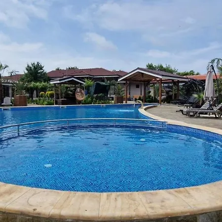 Black Sea Pearl Complex 1 Guest house