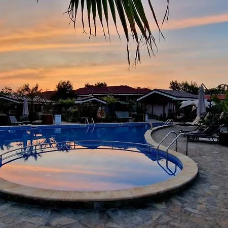 Black Sea Pearl Complex 1