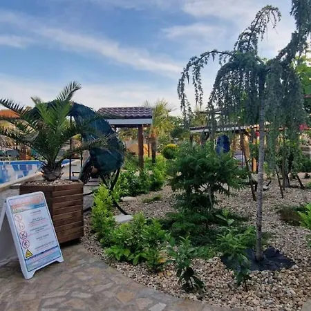 Black Sea Pearl Complex 1 *