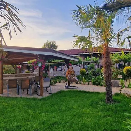 Guest house Black Sea Pearl Complex 1 *