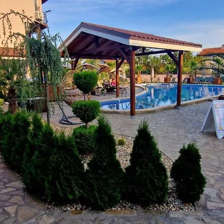 Black Sea Pearl Complex 1