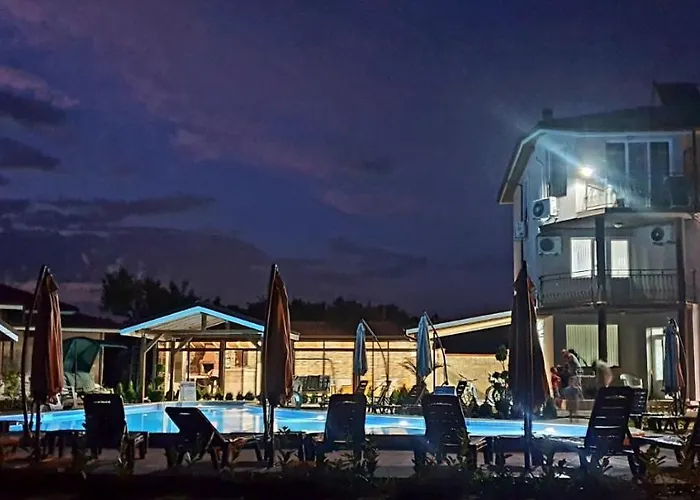 Black Sea Pearl Complex 1 Къща за гости Крапец