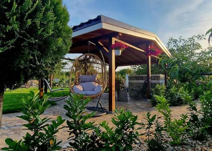 Къща за гости Black Sea Pearl Complex 1 Крапец